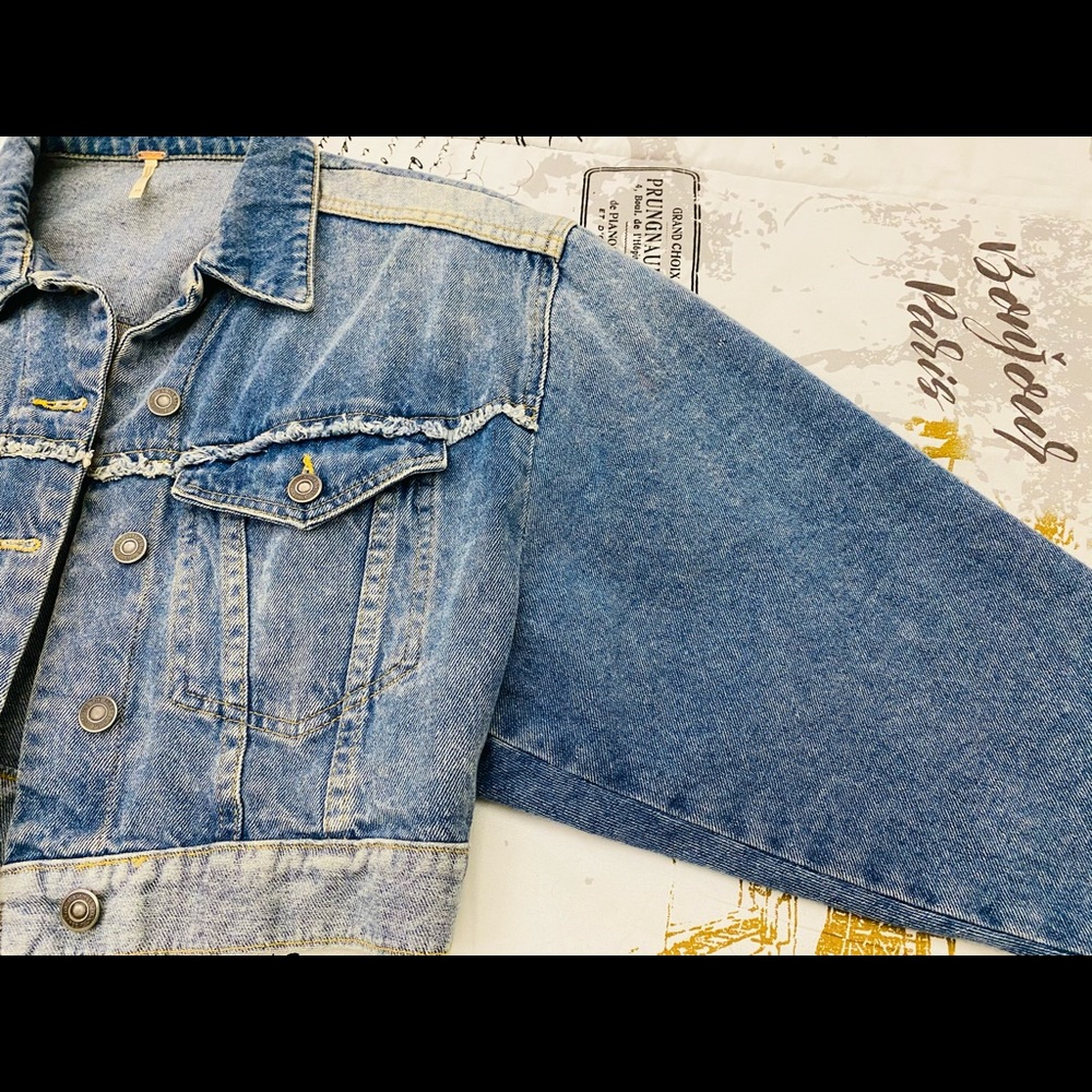 Denim jacket - Picture 9 of 11
